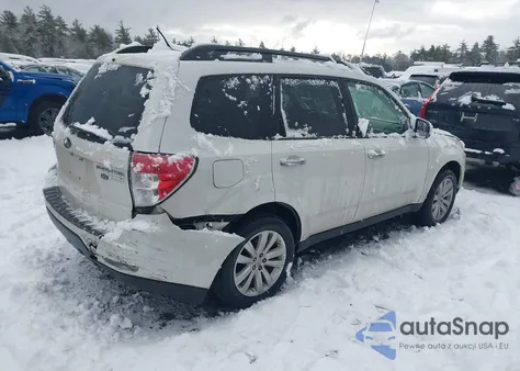 2012 Subaru Forester 2.5X Premium из США, поврежденный, VIN JF2SHADC4CH422503